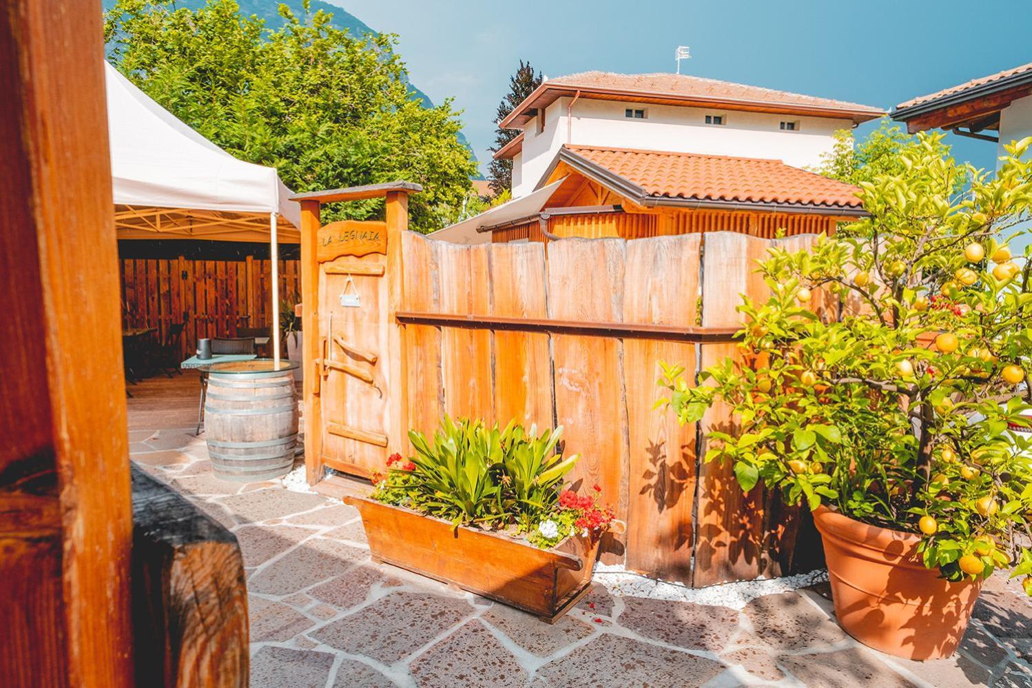 Casa da Carmen Bed & Breakfast Mezzolombardo Eksteriør bilde